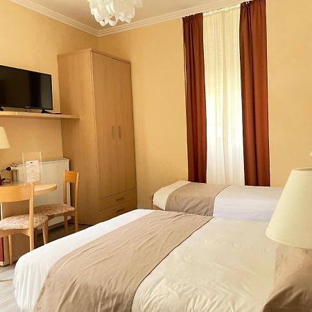 Le Mirval Hotel La Brigue Екстериор снимка