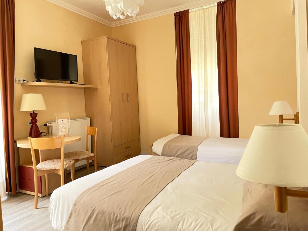 Le Mirval Hotel La Brigue Екстериор снимка