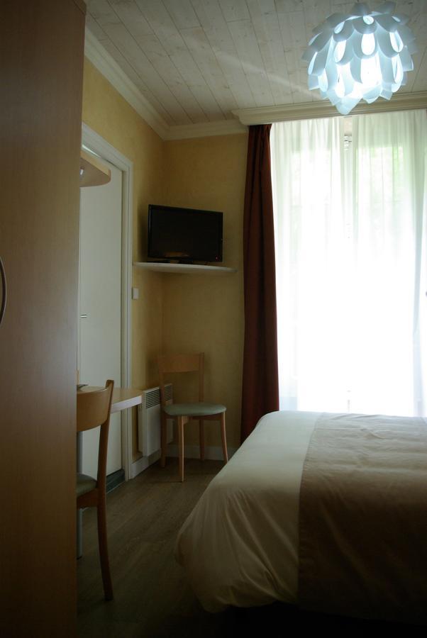 Le Mirval Hotel La Brigue Екстериор снимка