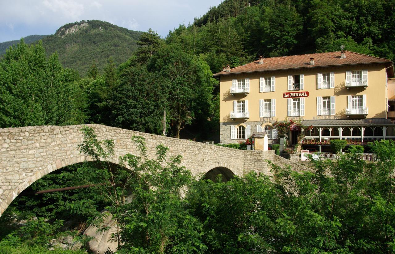 Le Mirval Hotel La Brigue Екстериор снимка